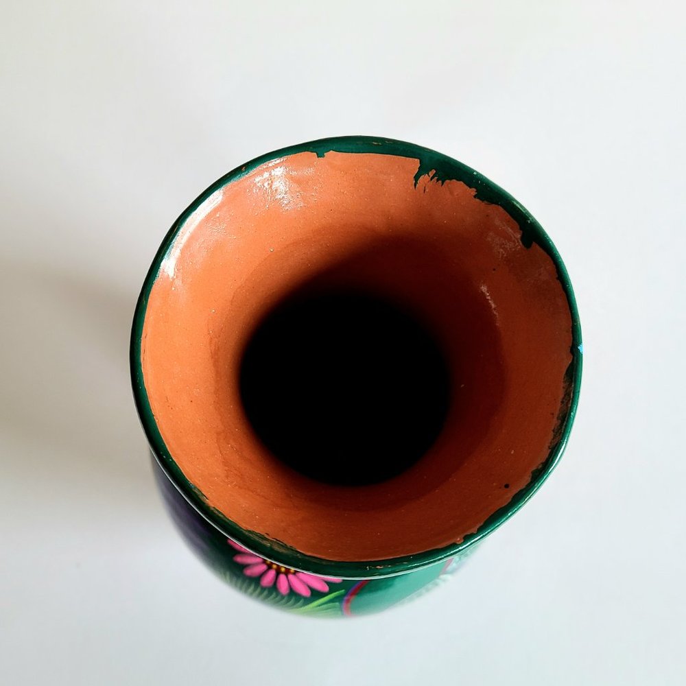 Hand-Painted Green Folk Art Ceramic Vase with Bird Motif - Picture 4 of 5
